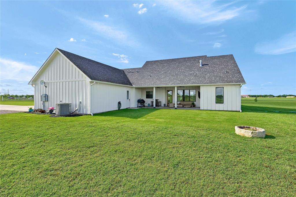 1553 South Road Property Photo 37