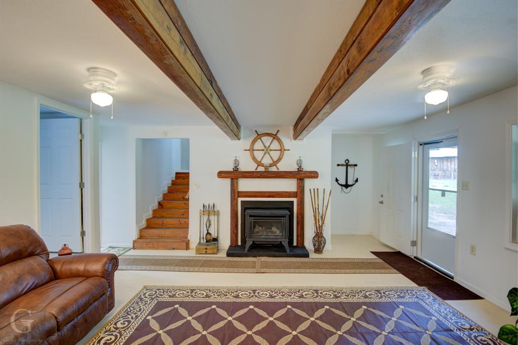 121 Willow Street Property Photo 3
