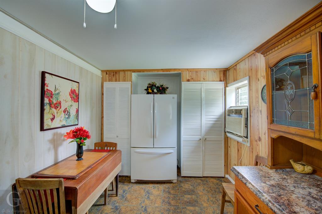 121 Willow Street Property Photo 10