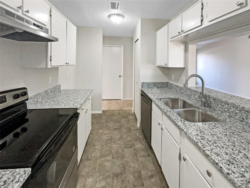 2126 Norway Drive Property Photo 12