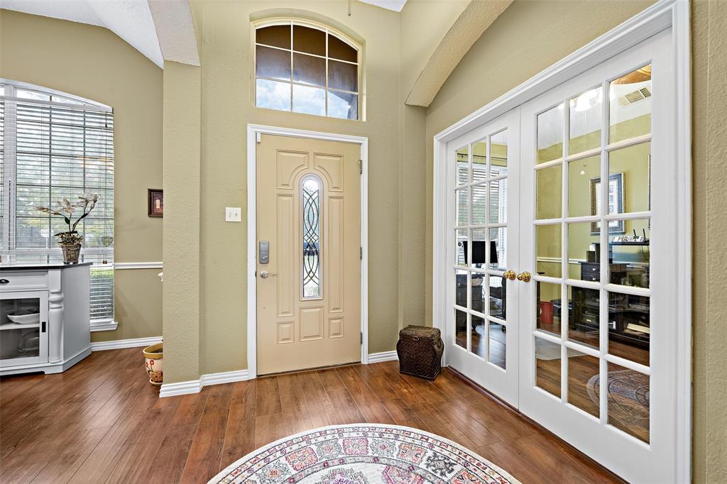 7717 Straits Drive Property Photo 4