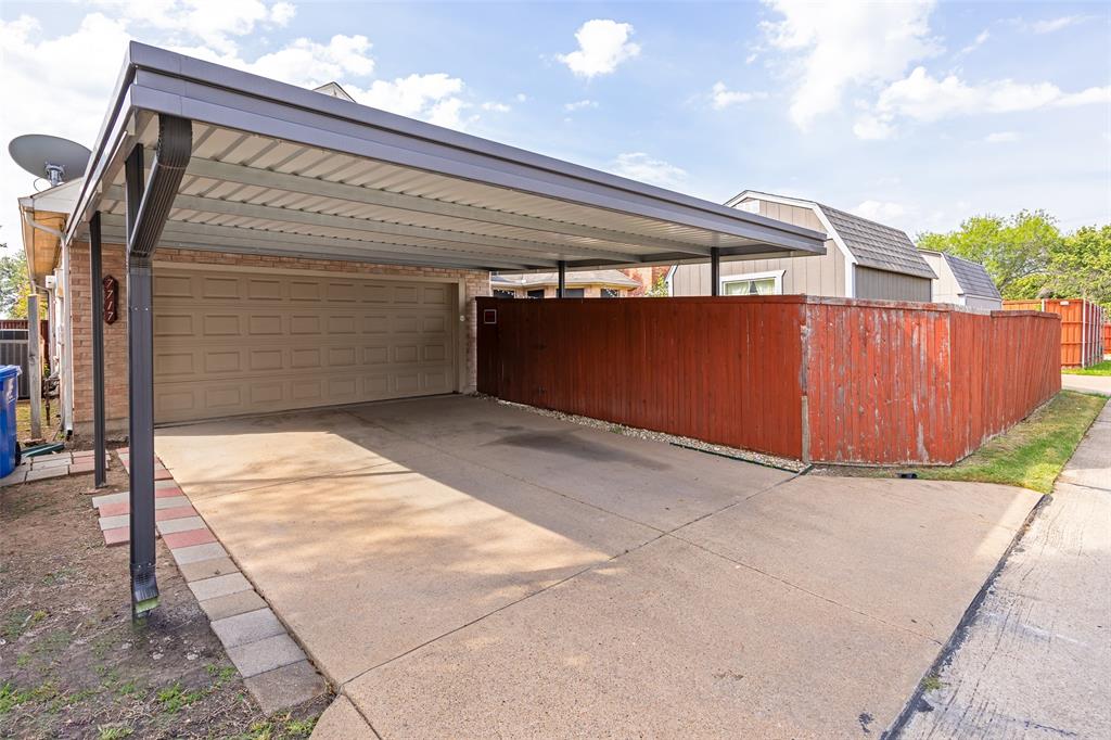 7717 Straits Drive Property Photo 29