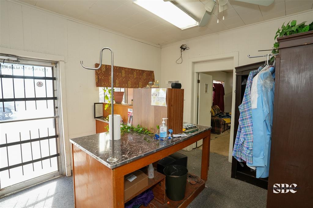 1134 N Market Street Property Photo 8