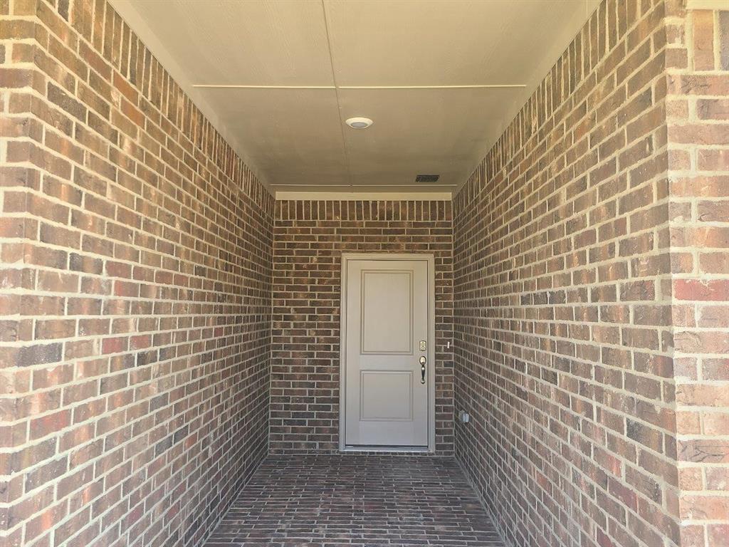 5254 Crystal Lake Avenue Property Photo 10