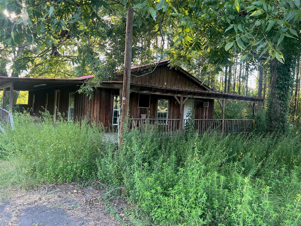 437 Golden Road Property Photo