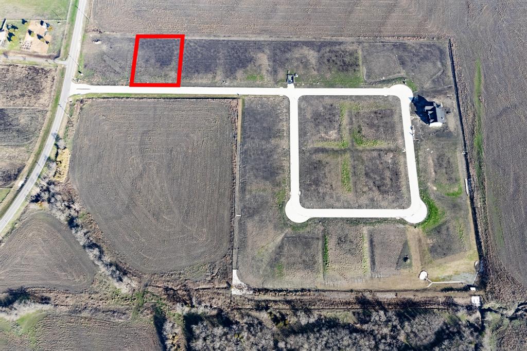 3505 Sweetwater Drive Property Photo 1