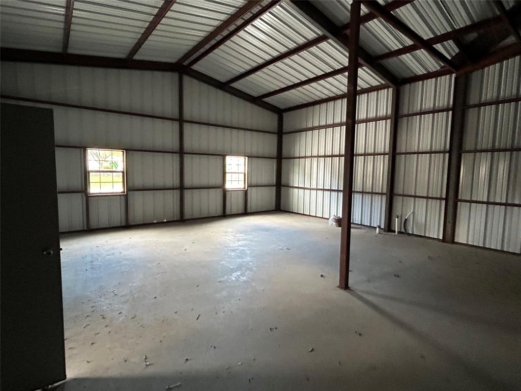 201 Dallas Street Property Photo 12