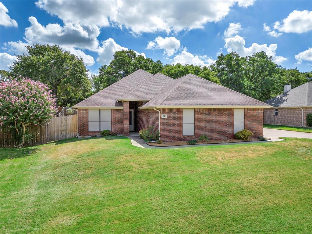 812 Linda Drive Property Photo 2