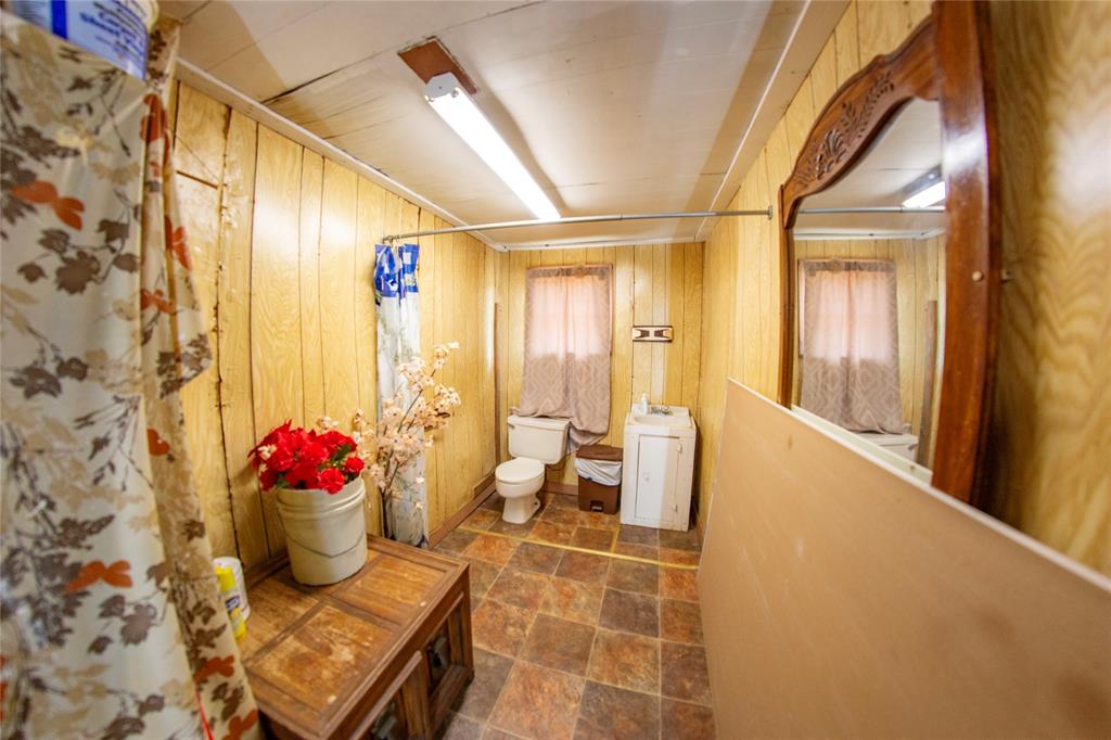 6200 County Rd 42200 Road Property Photo 6