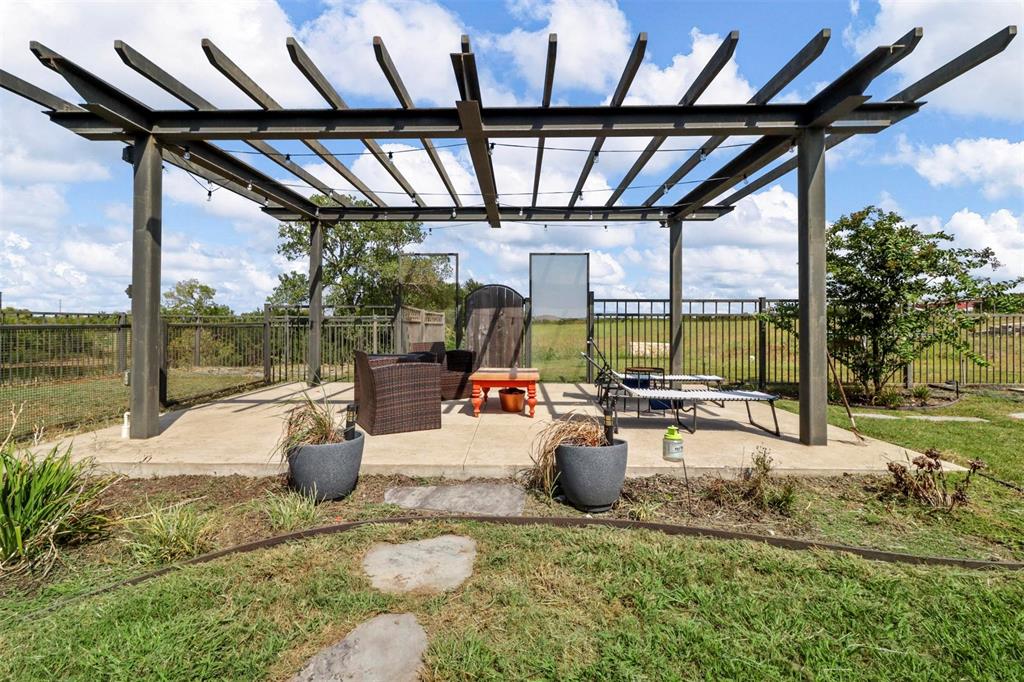 6910 County Road 662 Property Photo 36