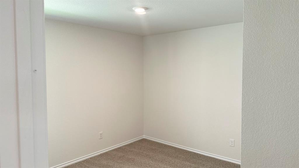 1427 Canongate Drive Property Photo 8