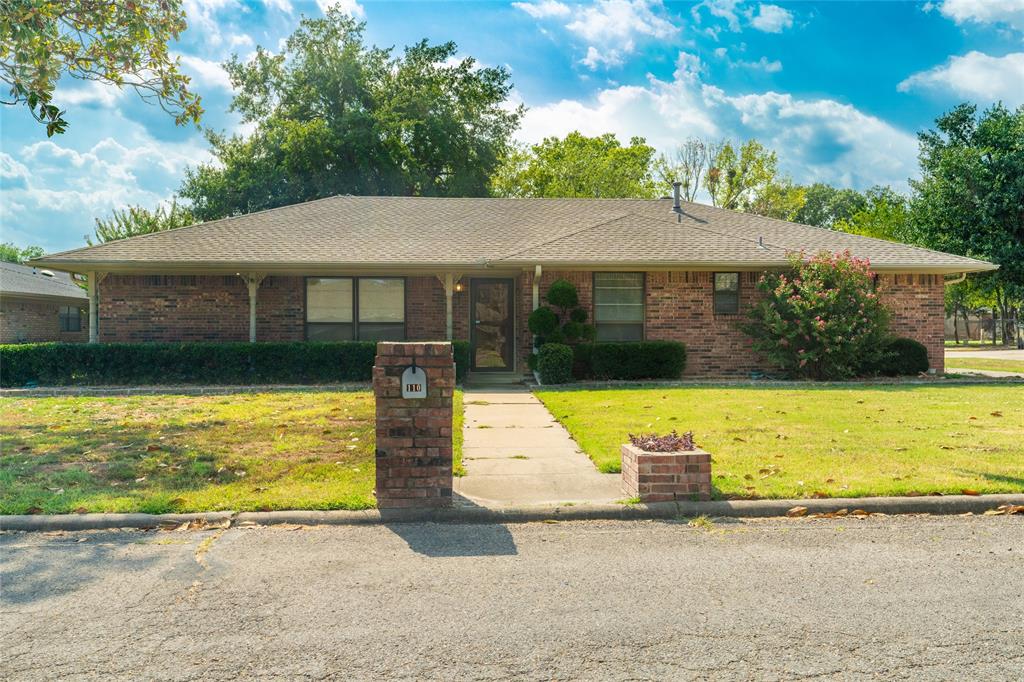 110 Oak Glen Drive Property Photo 1