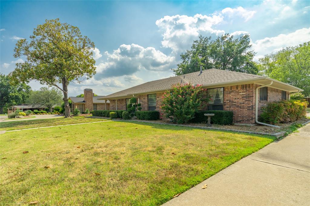 110 Oak Glen Drive Property Photo 4