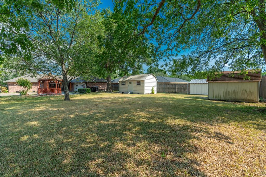 110 Oak Glen Drive Property Photo 10