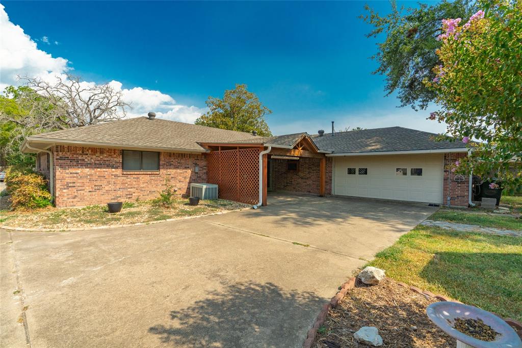 110 Oak Glen Drive Property Photo 11