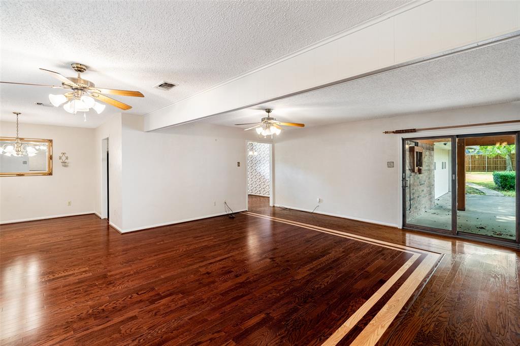 110 Oak Glen Drive Property Photo 23