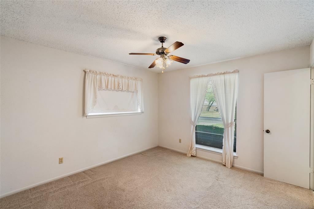 110 Oak Glen Drive Property Photo 38