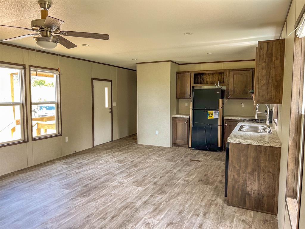 16 Cedar D Property Photo 3