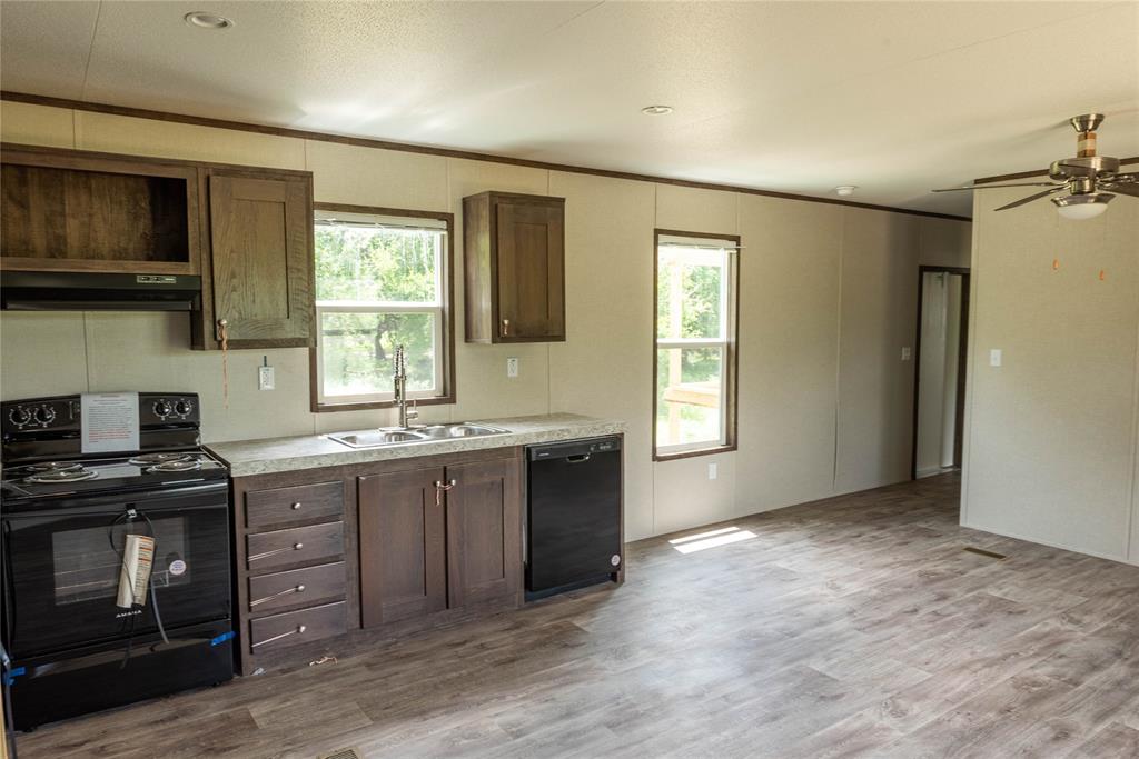 16 Cedar D Property Photo 4