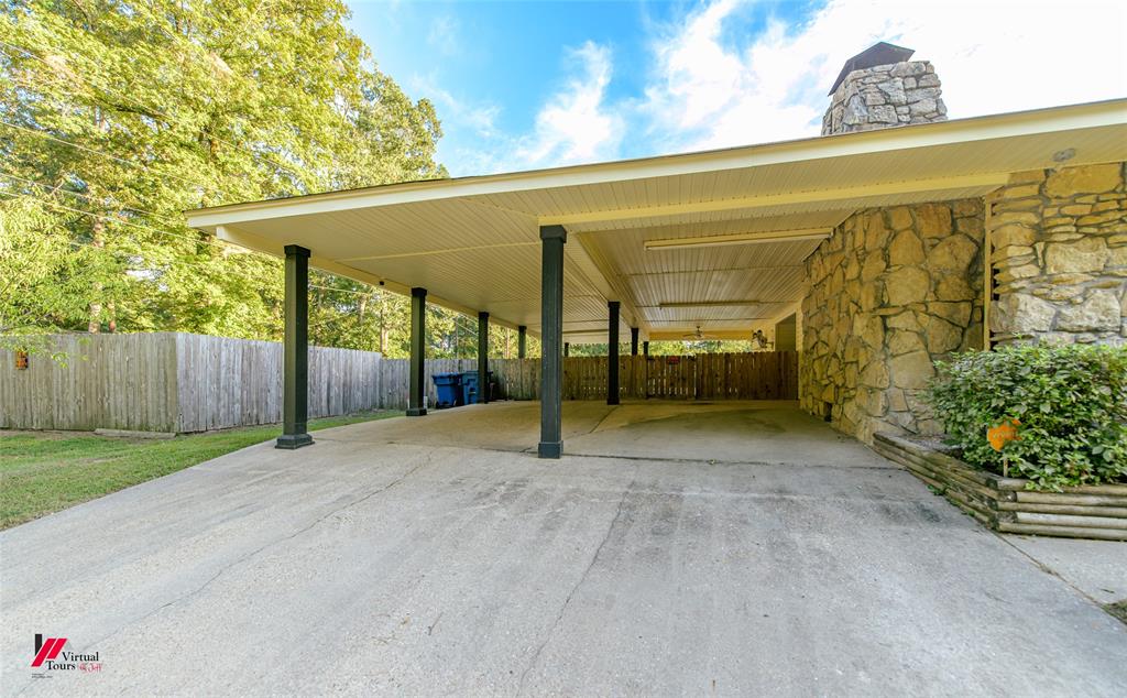 1120 Claiborne Street Property Photo 3