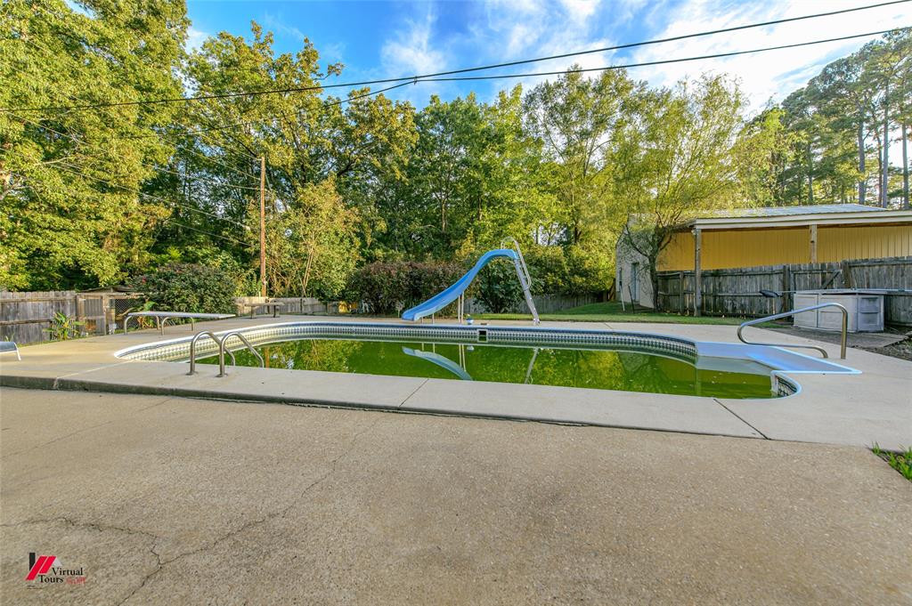 1120 Claiborne Street Property Photo 4