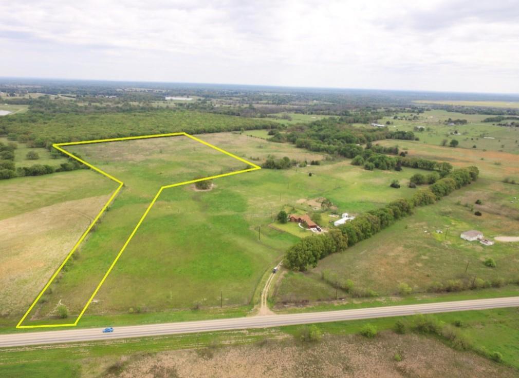 12053 S 34 Highway Property Photo 4