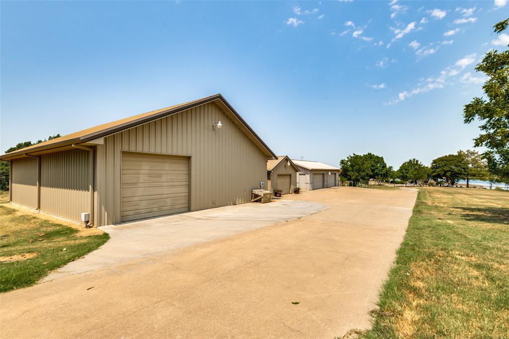 2777 I-30 Property Photo 39