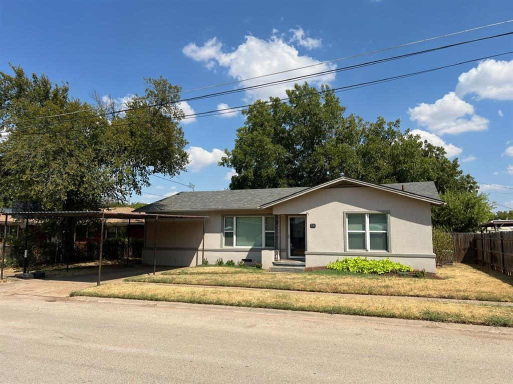 516 S Oak Street Property Photo
