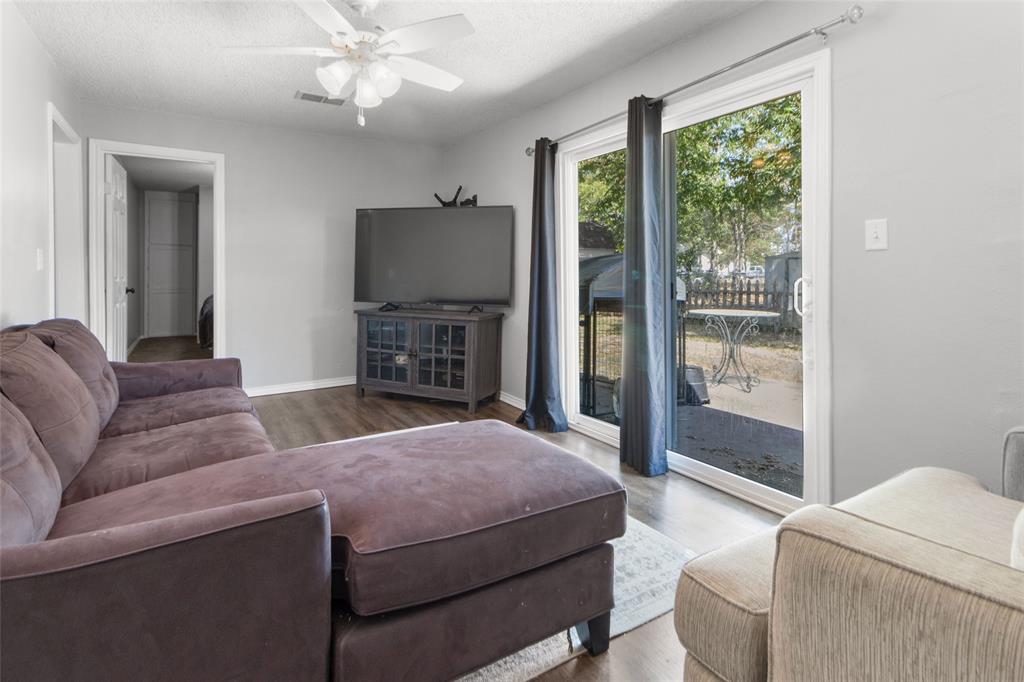 141 E Mckinney Avenue Property Photo 17