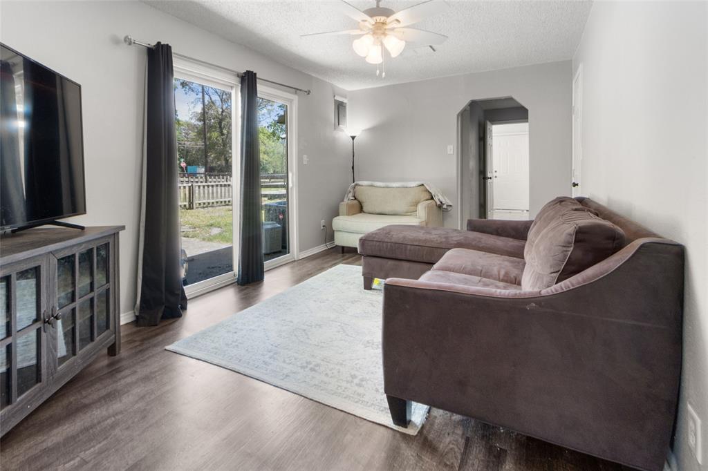 141 E Mckinney Avenue Property Photo 18