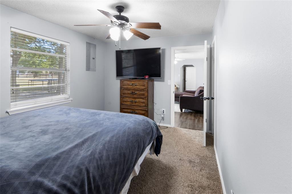 141 E Mckinney Avenue Property Photo 22