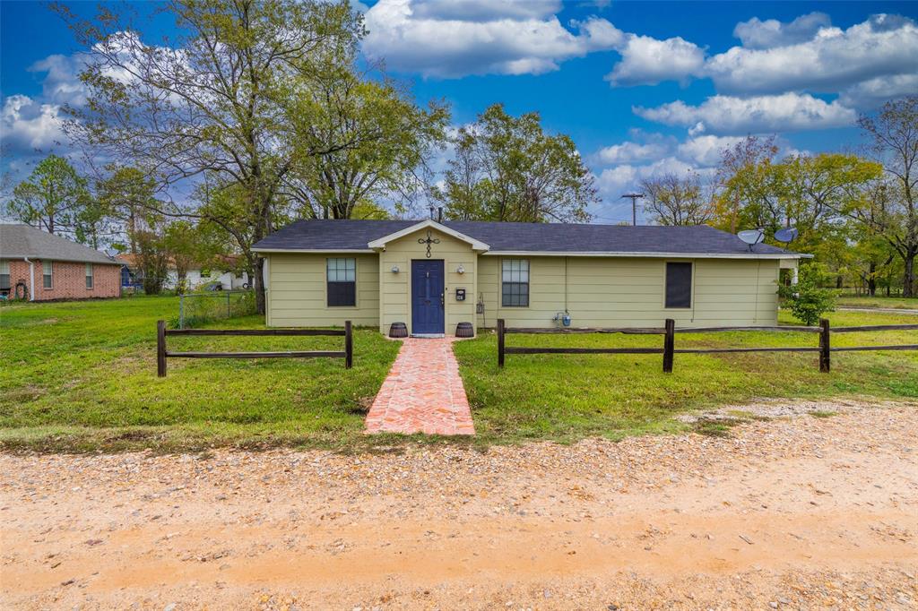 141 E Mckinney Avenue Property Photo 27