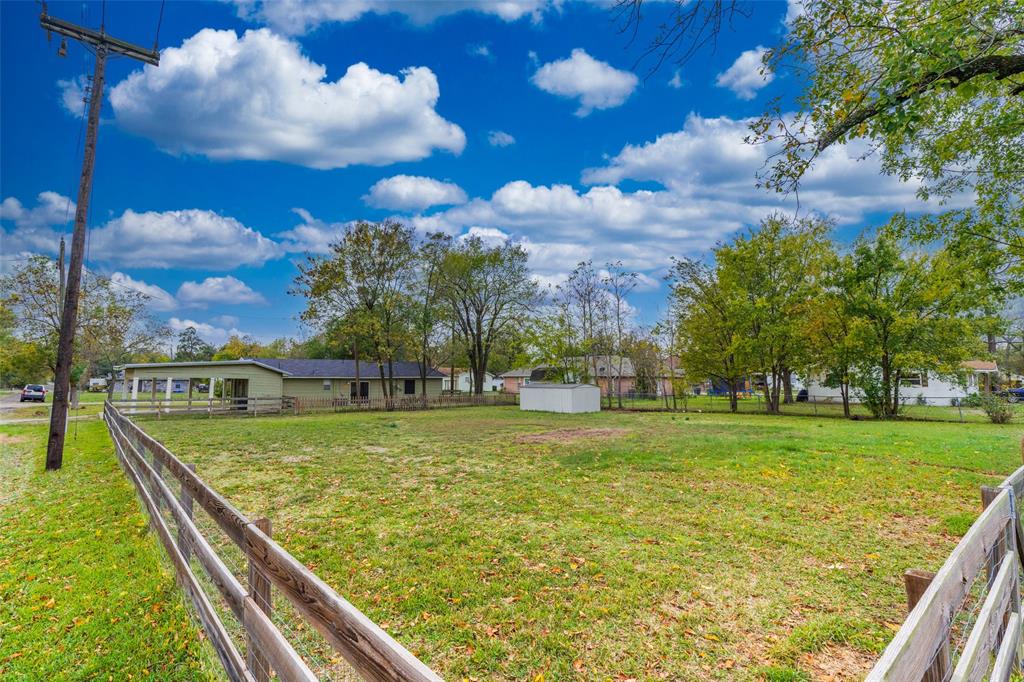 141 E Mckinney Avenue Property Photo 32