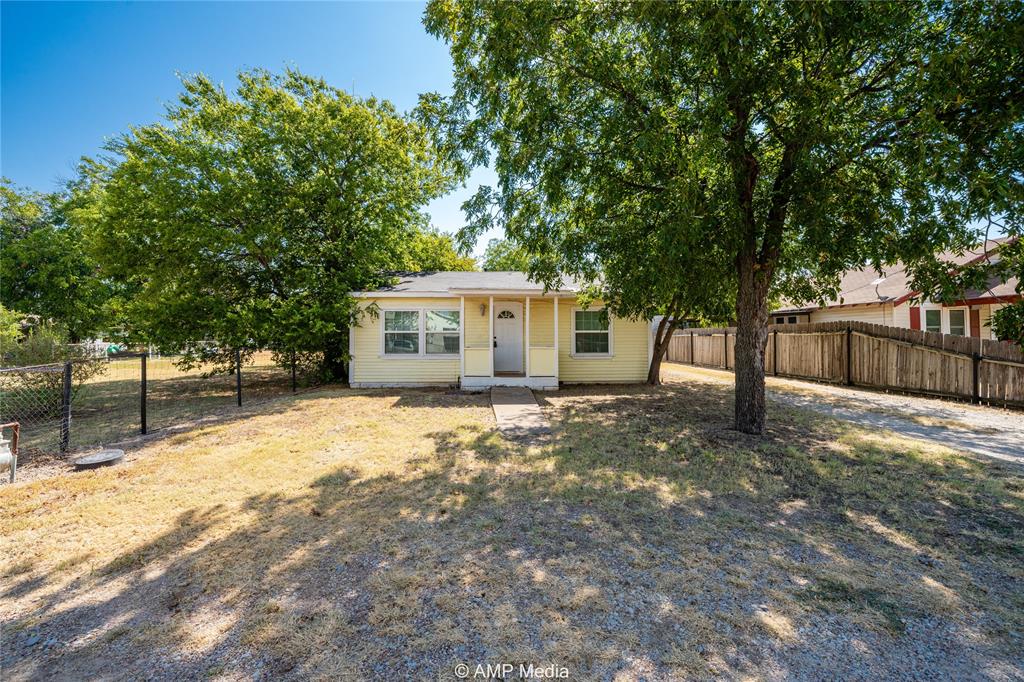 412 N Berry Street Property Photo
