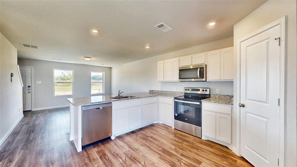 120 Cooper Drive Property Photo 8