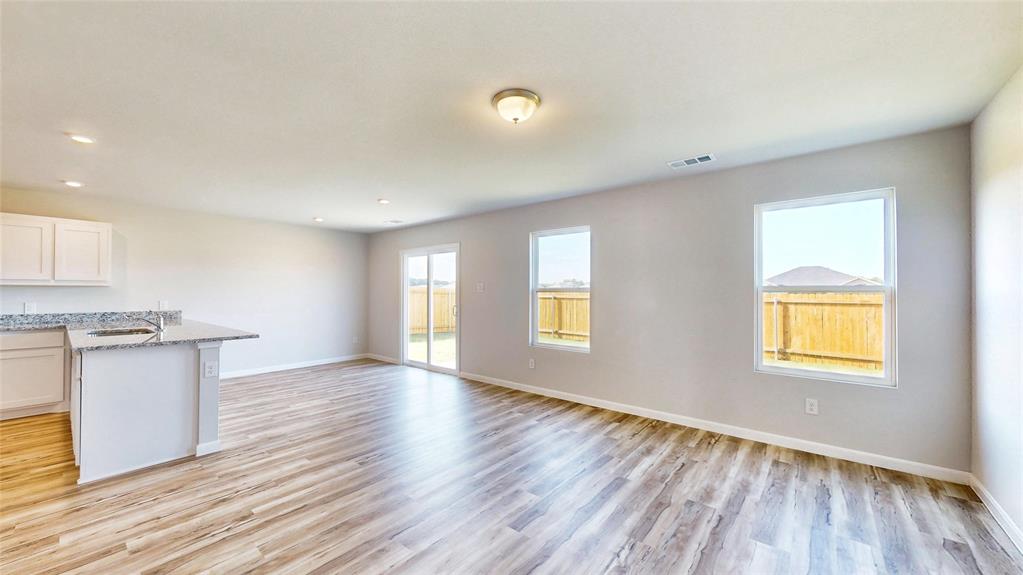 116 Cooper Drive Property Photo 4