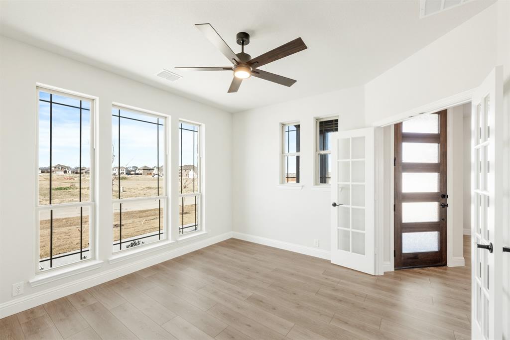 11712 Flathead Court Property Photo 6