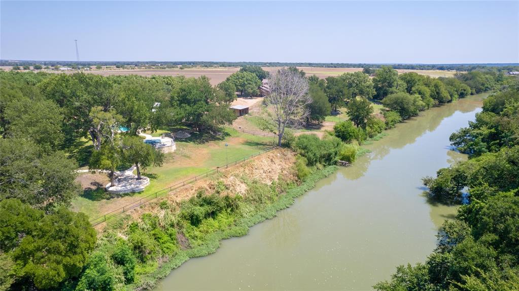 4155 W Us Highway 190 Property Photo