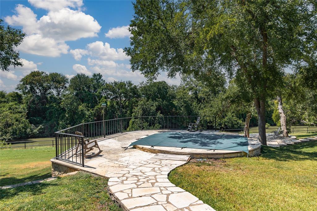 4075 Us Highway 190 Property Photo 29