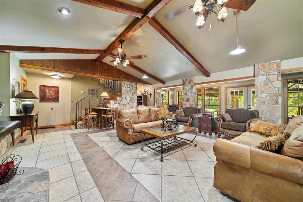 4075 Us Highway 190 Property Photo 34