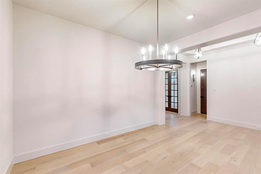 7113 Woodside Drive Property Photo 8