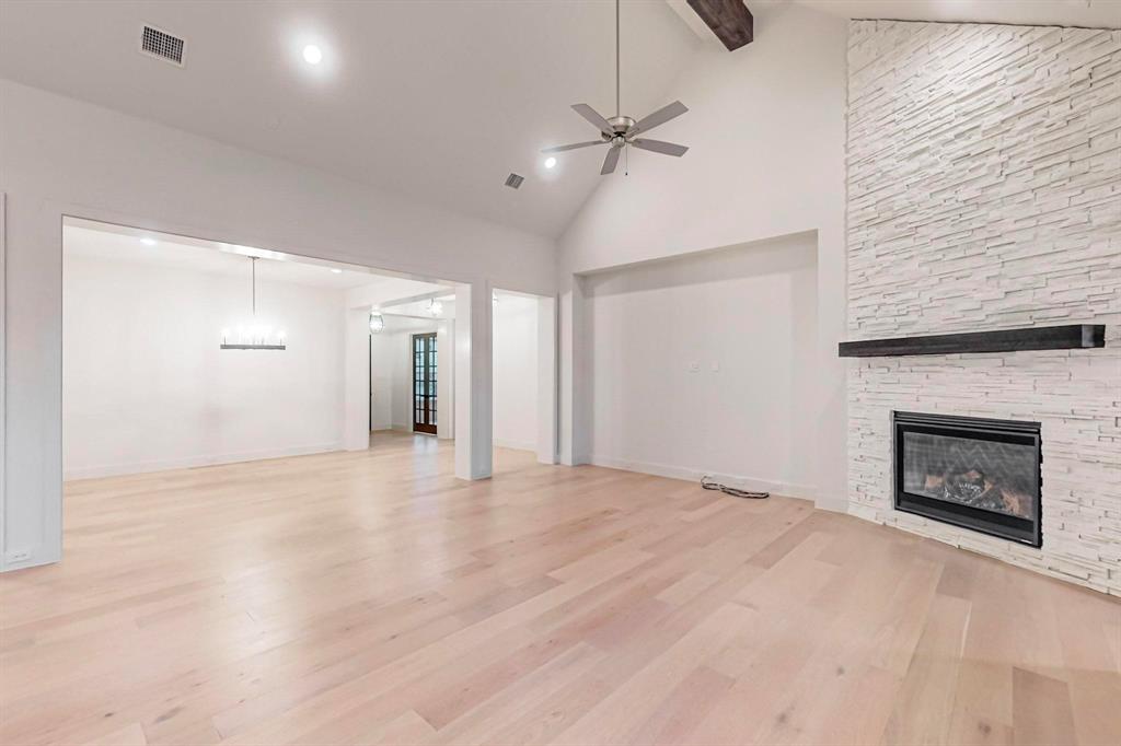 7113 Woodside Drive Property Photo 10