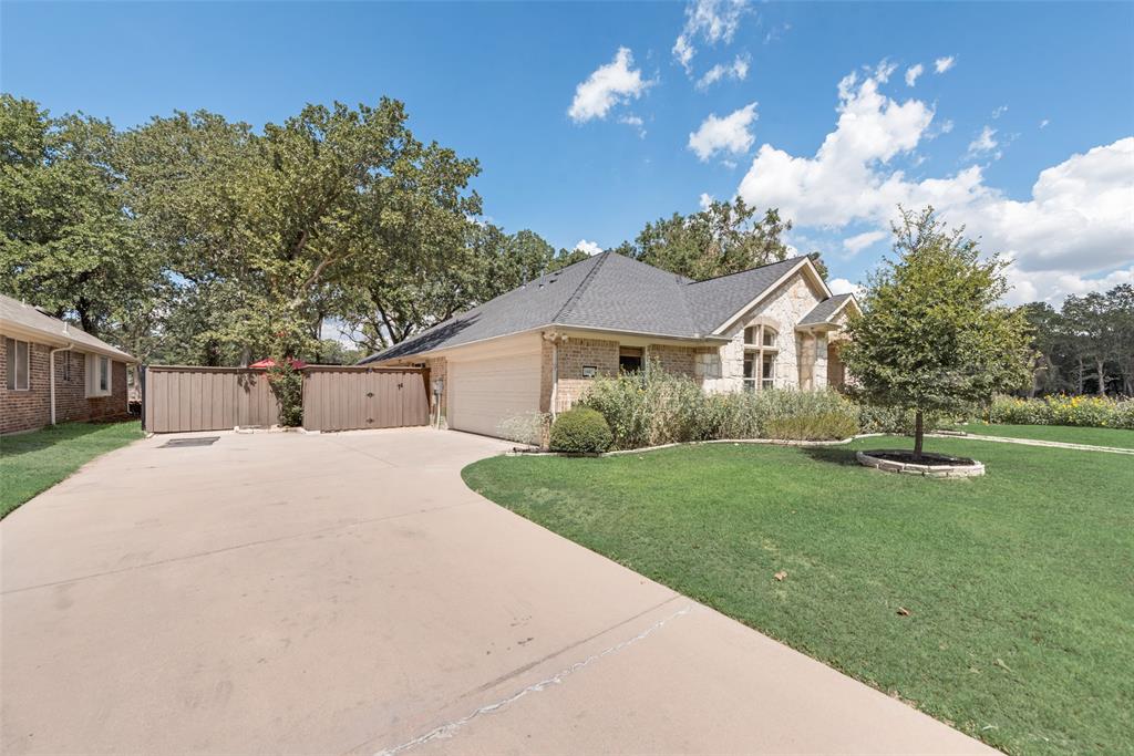 1433 Flying Jib Drive Property Photo 3