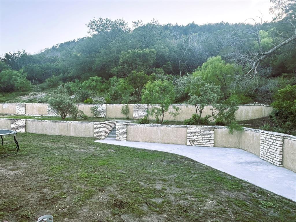 120 Bluebonnet Drive Property Photo 8