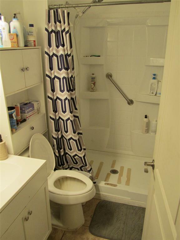 1001 E Elm Street Property Photo 16