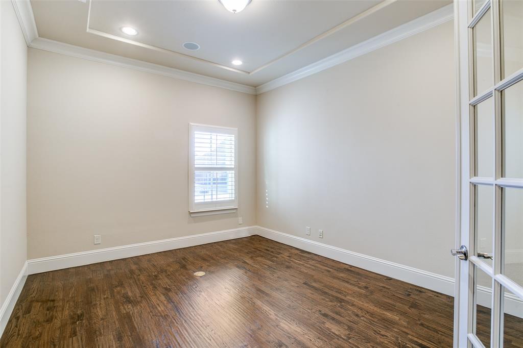 631 Creekway Drive Property Photo 15