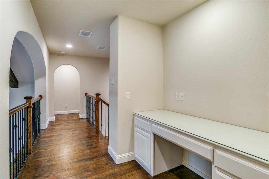 631 Creekway Drive Property Photo 17