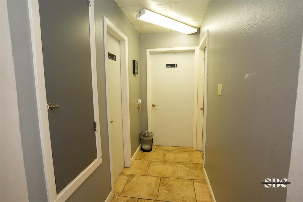 1130 N Market Street Property Photo 14