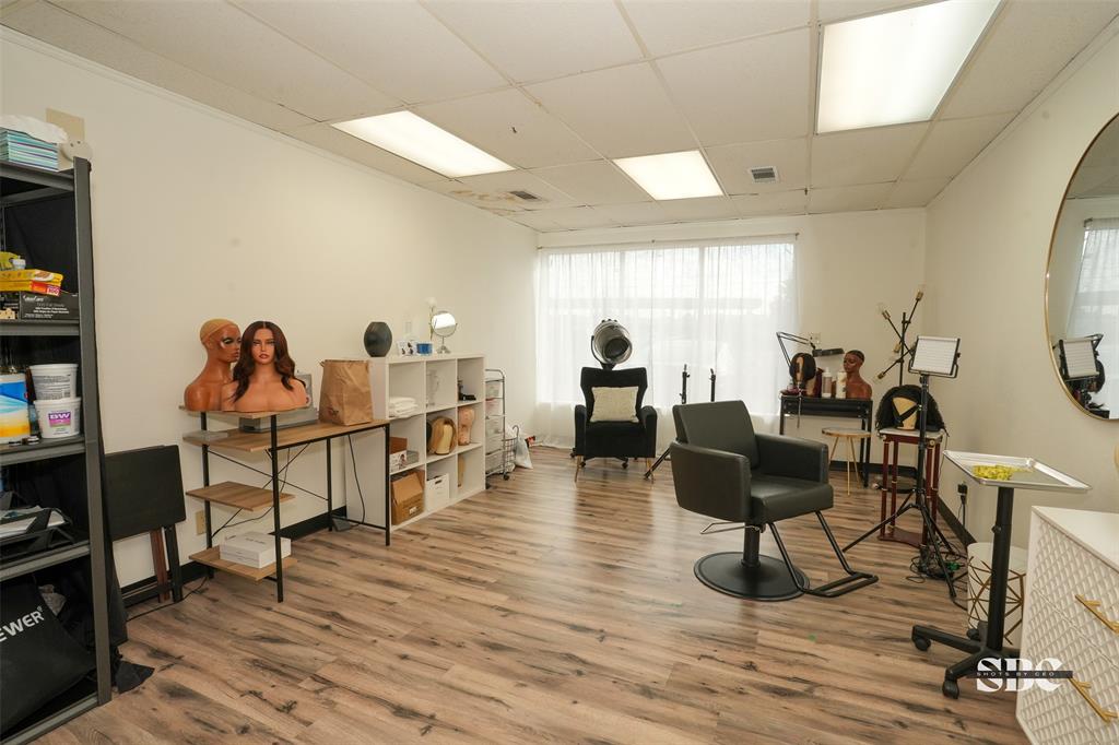 1130 N Market Street Property Photo 15