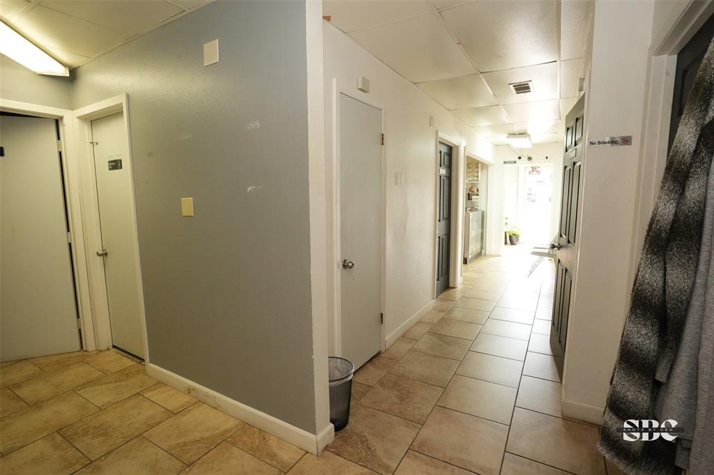 1130 N Market Street Property Photo 28